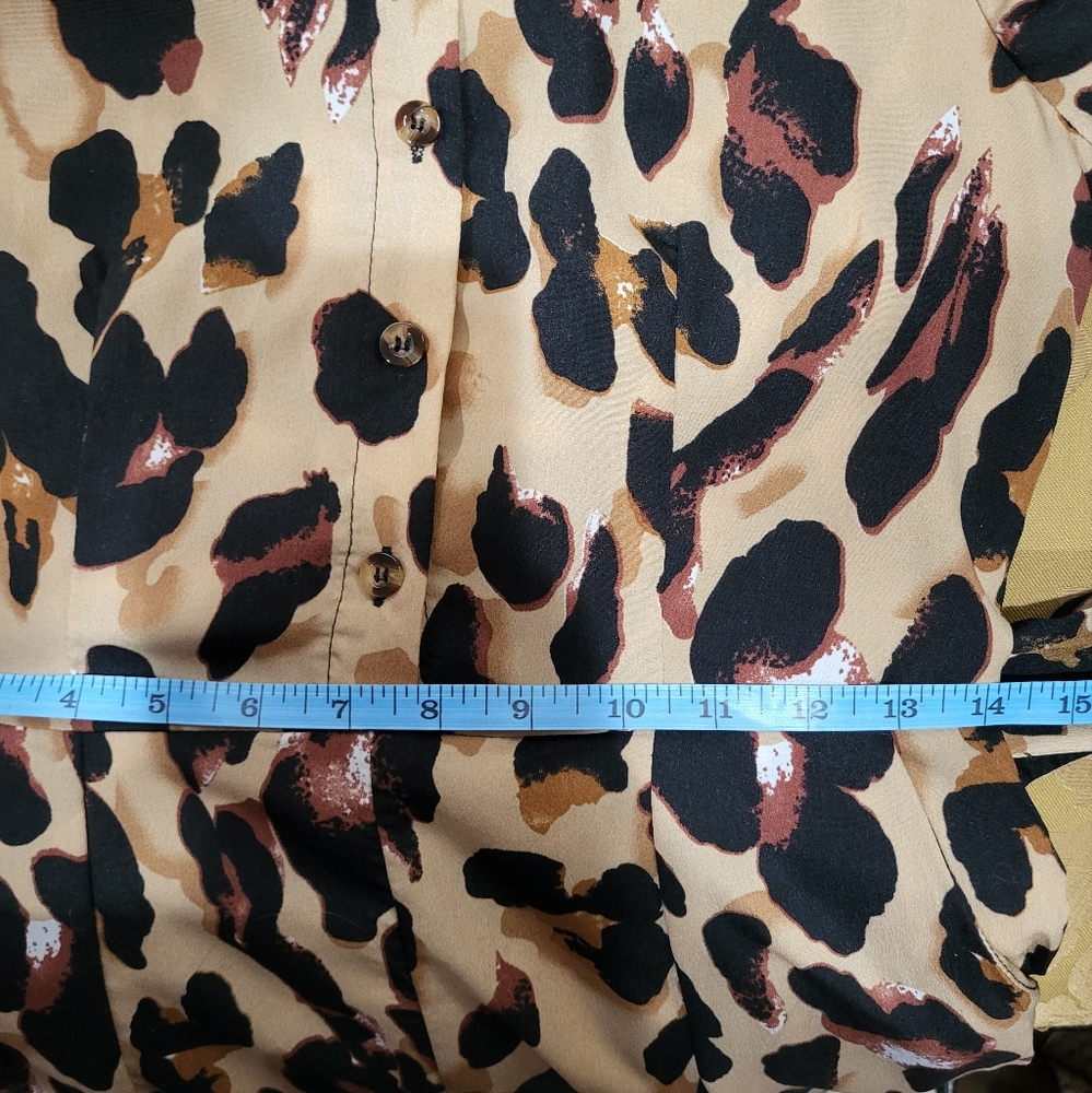 Leopard Print Long Sleeve Button Up Jumpsuit sz S - Picture 4 of 12